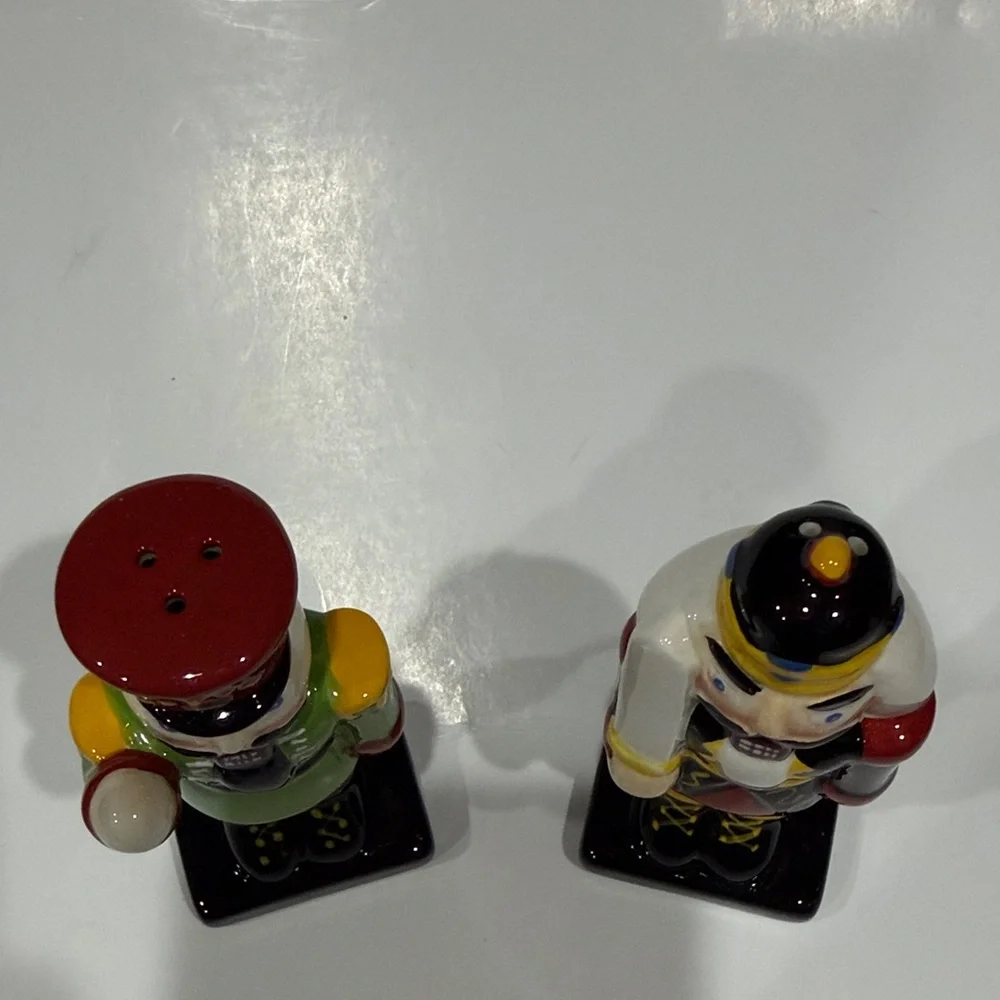 World Market Nutcracker Salt & Pepper Shakers 2010 Set of 2 Original Box